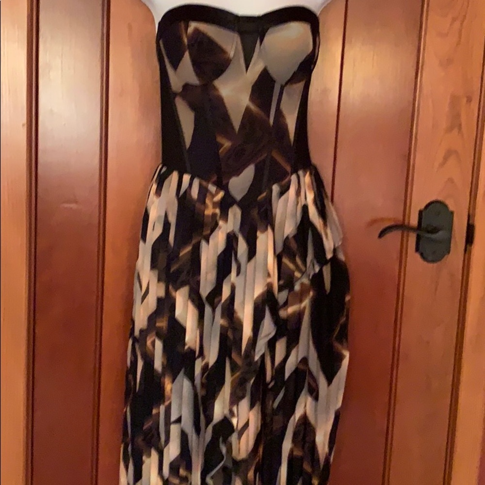 Bebe dress